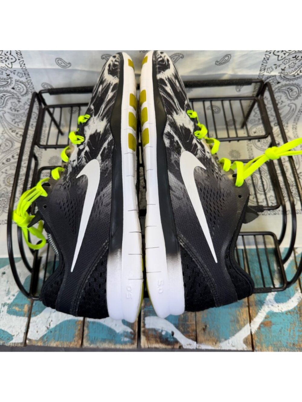 Nike Free 5.0 704695-014 Black Volt White Womens Size 8.5 Running Shoes - Picture 10 of 10